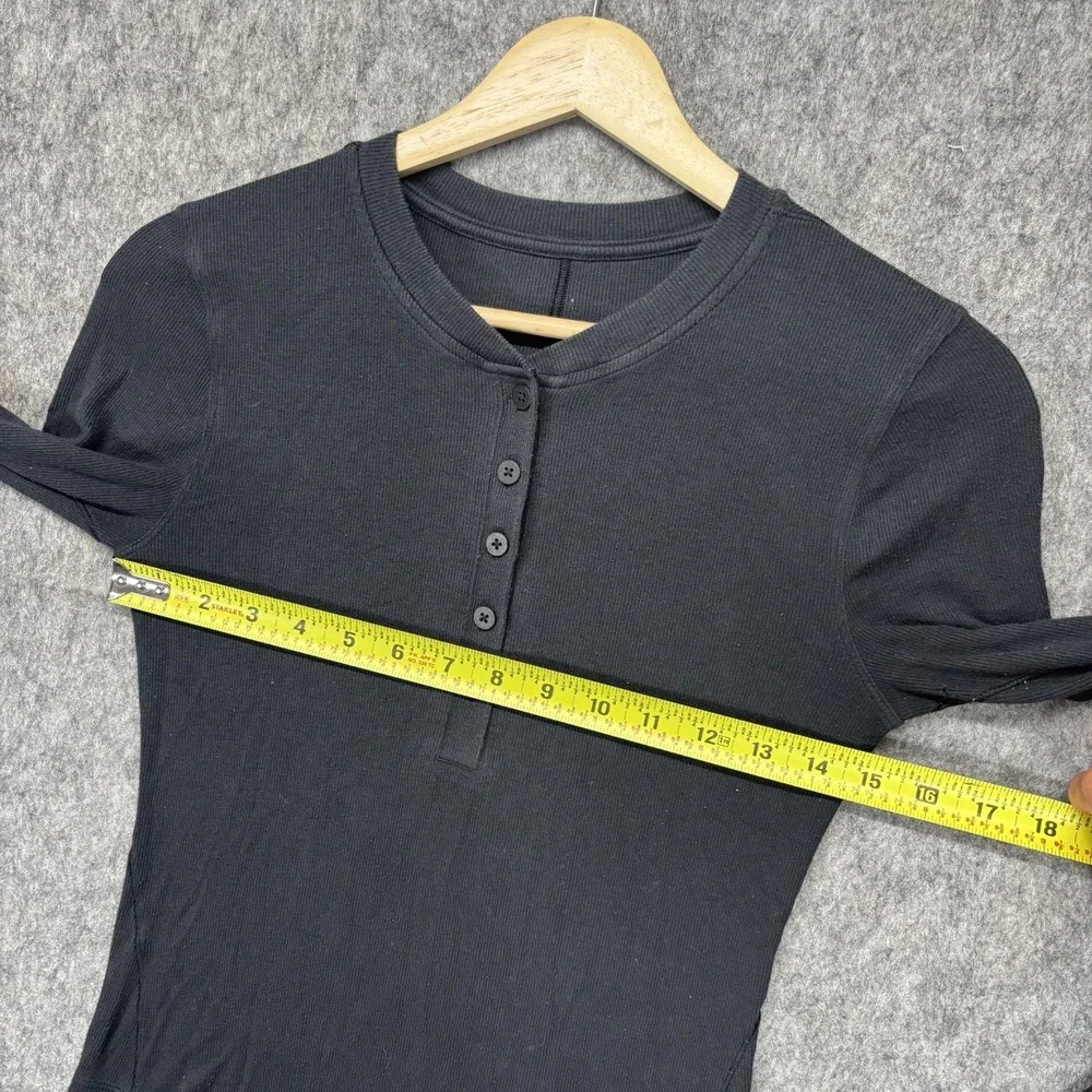 Lululemon Hold Tight Henley Long Sleeve Women's‎ XS Black Cotton Athleisure